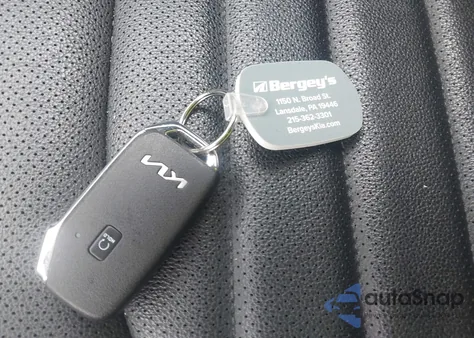 2023 Kia Forte Gt-Line z USA, uszkodzony, nr VIN 3KPF54AD7PE536837